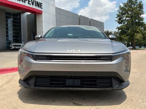 Used 2025 Kia K4 FWD image 3