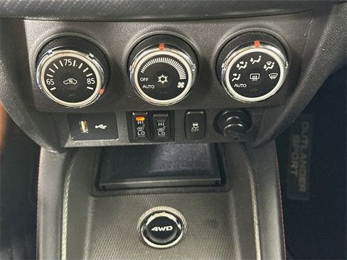 Used 2018 Mitsubishi Outlander Sport LE image 11