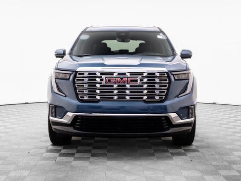 Used 2025 GMC Acadia Denali w/ Super Cruise Package image 10