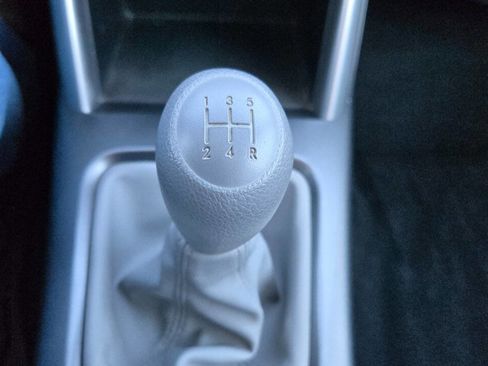 Used 2011 Subaru Forester 2.5X Premium w/ All-Weather Pkg image 21