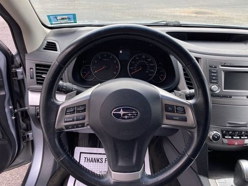 Used 2014 Subaru Outback 2.5i Premium image 16