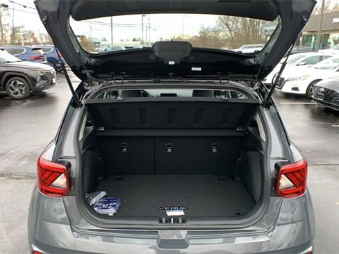 Certified 2025 Hyundai Venue Limited image 25