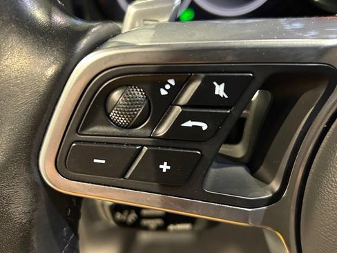Used 2021 Porsche Cayenne S AWD/4WD image 17