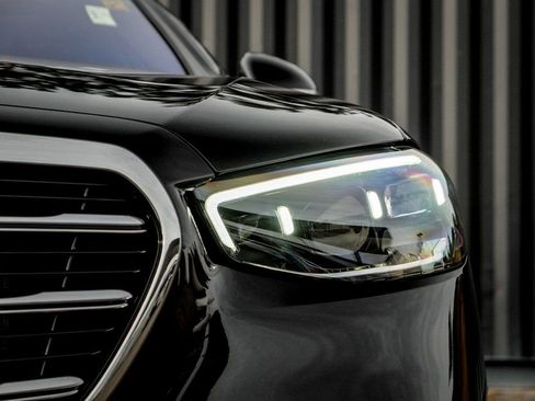 Used 2026 Mercedes-Benz S 580 4MATIC Sedan image 6