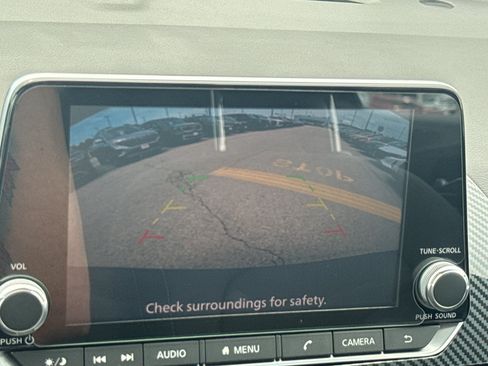 Certified 2022 Nissan Altima 2.5 SV FWD image 19