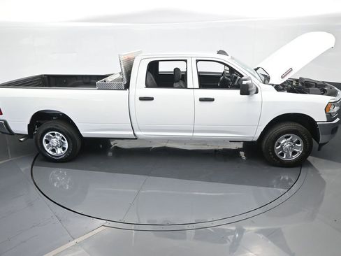 Used 2024 RAM 3500 Tradesman w/ Chrome Appearance Group image 64