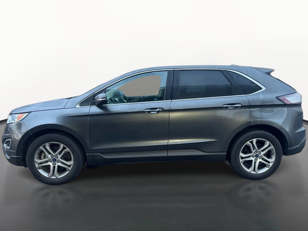 Used 2017 Ford Edge Titanium w/ Technology Package AWD/4WD image 6