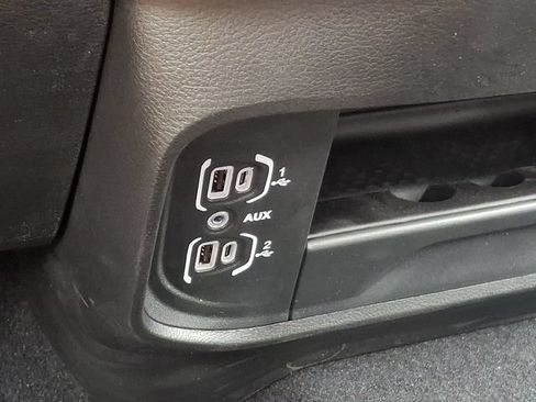 New 2026 RAM 2500 Tradesman AWD/4WD image 17