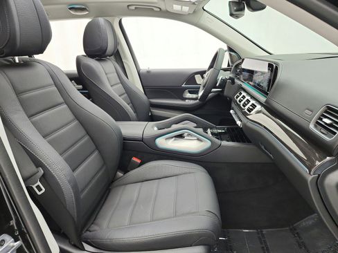 Certified 2023 Mercedes-Benz GLS 580 4MATIC image 19