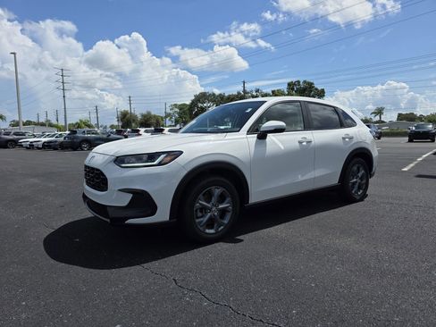 Used 2026 Honda HR-V LX image 9