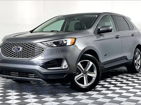 Used 2024 Ford Edge SEL w/ Convenience Package AWD/4WD image 2