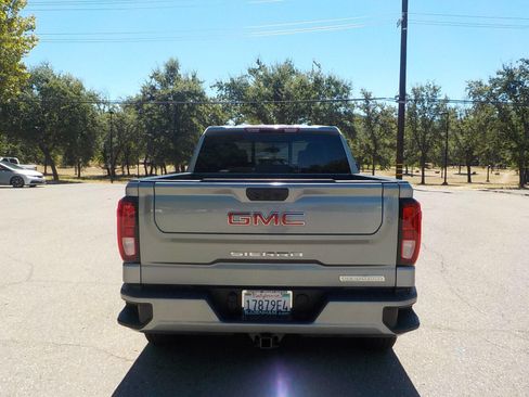 Used 2025 GMC Sierra 1500 Elevation w/ Preferred Package AWD/4WD image 4