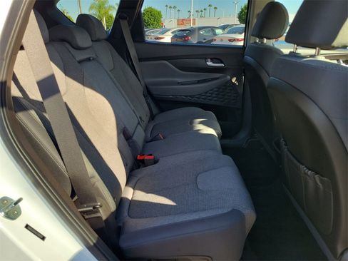 Used 2020 Hyundai Santa Fe SEL image 18