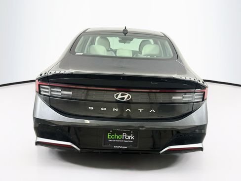 Used 2025 Hyundai Sonata SEL FWD image 7