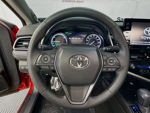 Used 2024 Toyota Camry XSE image 11