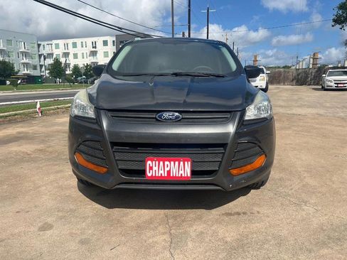 Used 2015 Ford Escape S FWD image 3