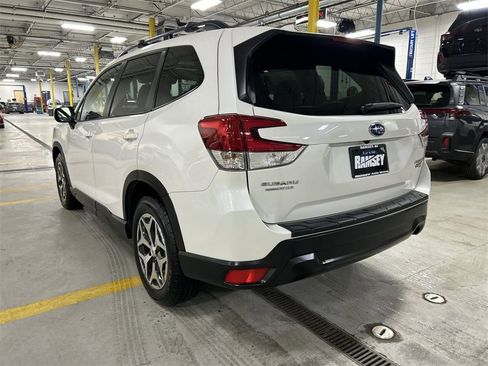 Certified 2021 Subaru Forester Premium image 6