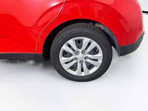 Used 2023 Kia Soul LX FWD image 11