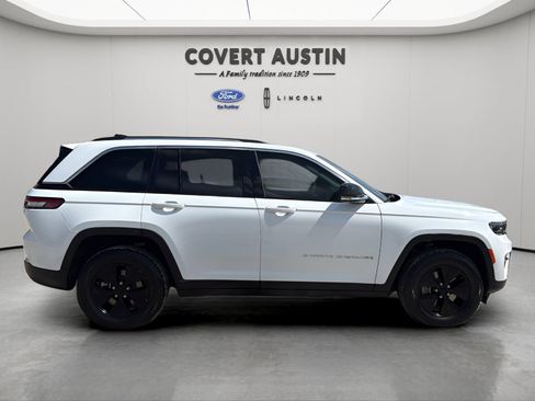 Used 2022 Jeep Grand Cherokee Limited 4xe AWD/4WD image 6
