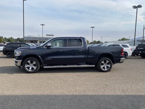 Used 2019 RAM 1500 Laramie AWD/4WD image 8