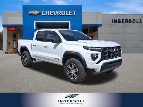 Used 2025 GMC Canyon AT4 w/ AT4 Premium Package AWD/4WD image 1