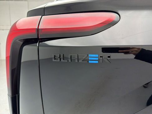 New 2026 Chevrolet Blazer EV LT AWD/4WD image 62