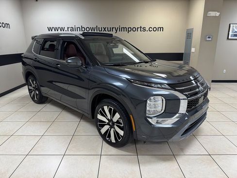 New 2026 Mitsubishi Outlander SEL image 1