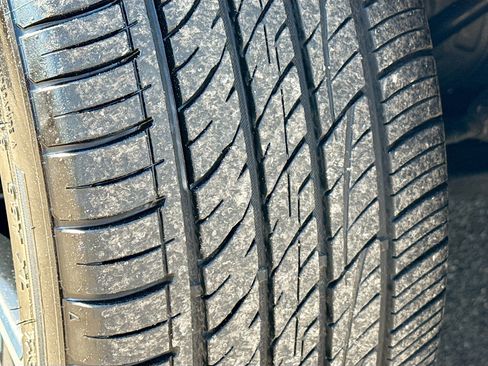 Used 2023 Toyota Camry SE image 38