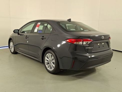 New 2026 Toyota Corolla LE w/ LE Premium Package FWD image 4