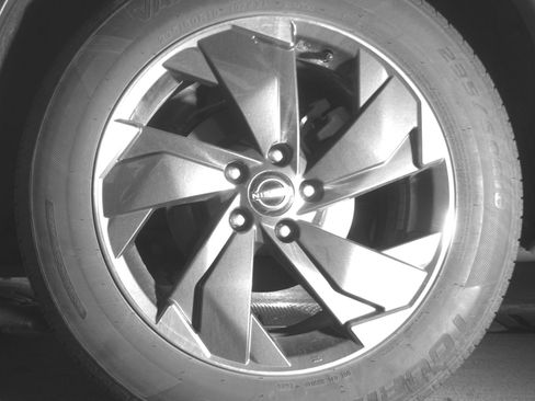 Used 2025 Nissan Rogue SV AWD/4WD image 14