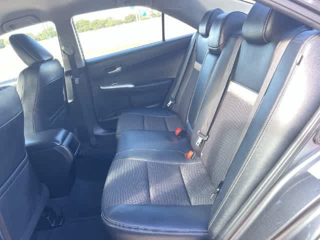 Used 2012 Toyota Camry SE FWD image 14