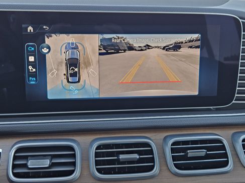 Certified 2025 Mercedes-Benz GLE 450 4MATIC image 18