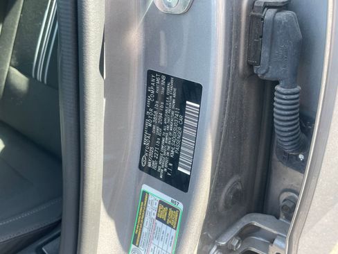 Used 2025 Hyundai Elantra SEL FWD image 30