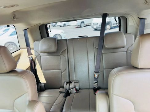 Used 2017 Chevrolet Tahoe LT RWD image 16