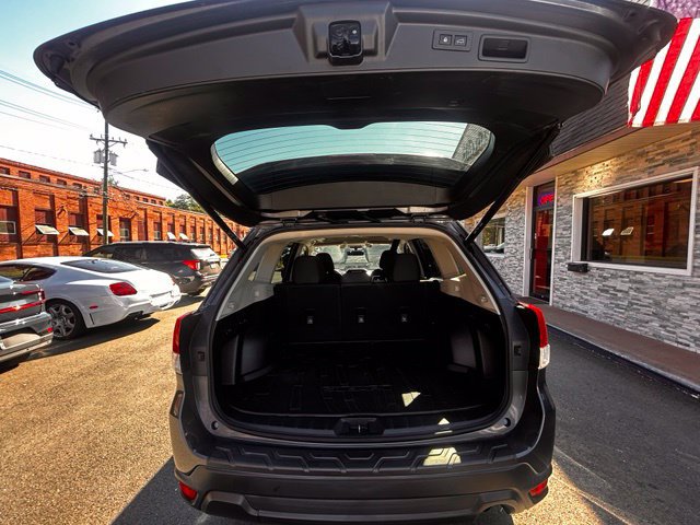 Used 2021 Subaru Forester Premium AWD/4WD image 19
