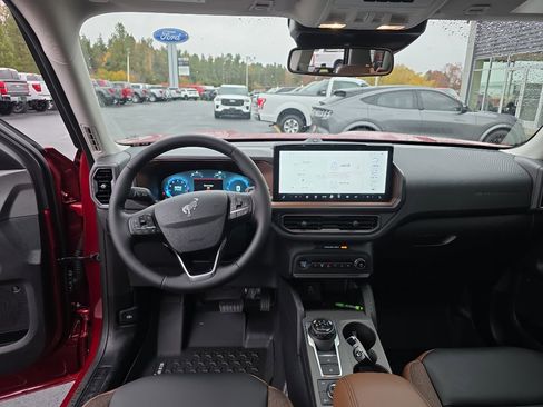 New 2025 Ford Bronco Sport Outer Banks w/ Sasquatch Outer Banks Package image 14