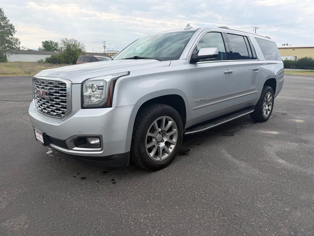 Used 2020 GMC Yukon XL Denali AWD/4WD image 2