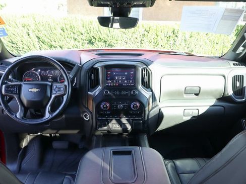 Used 2022 Chevrolet Silverado 1500 High Country w/ Technology Package image 26