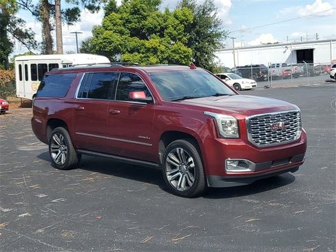 Used 2019 GMC Yukon XL Denali w/ Denali Ultimate Package image 38