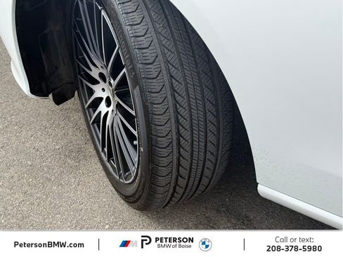 Used 2025 Mercedes-Benz C 300 4MATIC Sedan image 10
