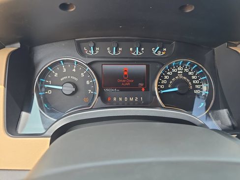 Used 2011 Ford F150 XLT w/ XLT Chrome Pkg AWD/4WD image 18