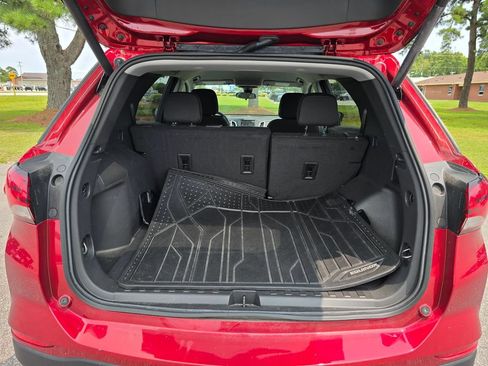 Certified 2024 Chevrolet Equinox LT w/ LPO, Floor Liner Package FWD image 11