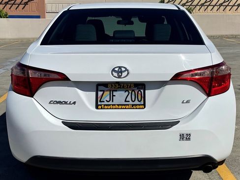Used 2018 Toyota Corolla LE w/ Body Protection Package FWD image 5