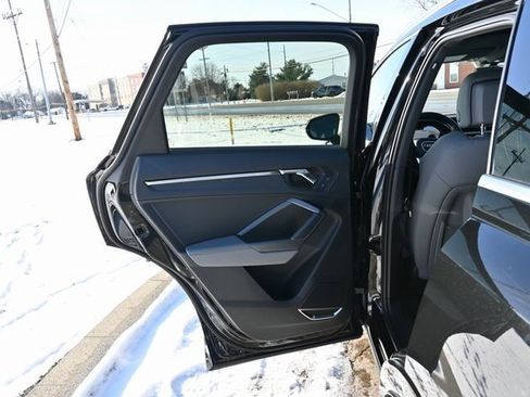 Used 2020 Audi Q3 2.0T Prestige image 23