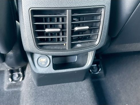 Used 2023 Kia Seltos S FWD image 18