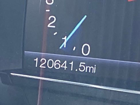 Used 2017 Ford Explorer Sport image 19