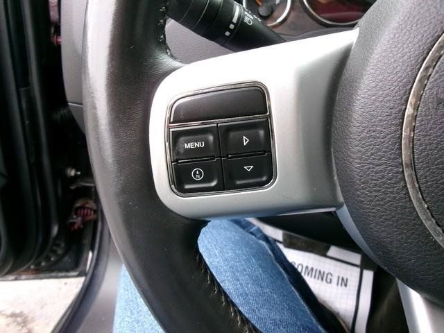 Used 2014 Jeep Compass Latitude AWD/4WD image 10