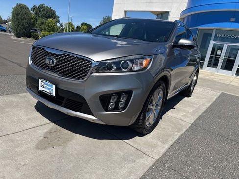 Used 2017 Kia Sorento SX AWD/4WD image 13