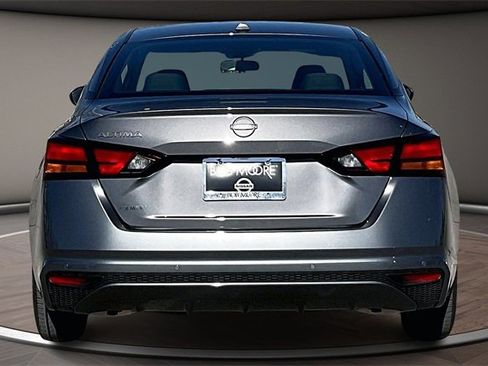 Certified 2025 Nissan Altima 2.5 S image 4