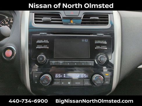 Used 2015 Nissan Altima 2.5 SV image 17